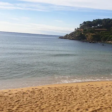 Villa Casa Unica Con Jardin A 45 Metros De La Playa. Be
