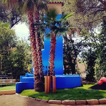 Casa Unica Con Jardin A 45 Metros De La Playa. Be Villa *