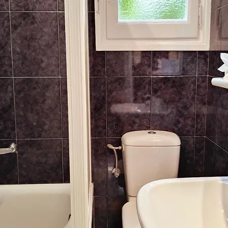 Casa Unica Con Jardin A 45 Metros De La Playa. Be Villa *
