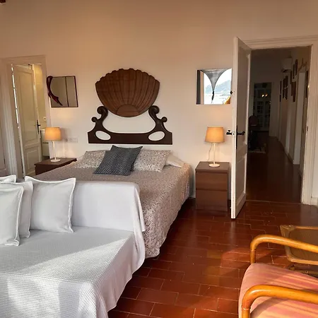 Villa Casa Unica Con Jardin A 45 Metros De La Playa. Be