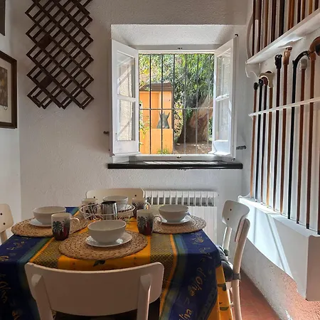 Casa Unica Con Jardin A 45 Metros De La Playa. Be * Palamos